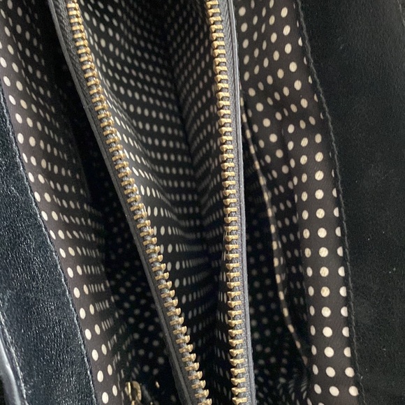 SALE❗️KATE SPADE New York Two Tone Bow Tote: Black and Beige color - Picture 8 of 12